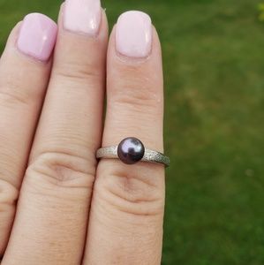 Vantel pearls Eternity Ring